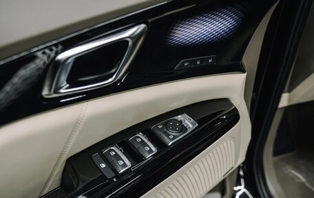 KIA Carnival, 2021 год, 3 150 000 рублей, 22 фотография