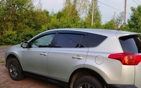 Toyota RAV4, 2013 год, 1 560 000 рублей, 4 фотография