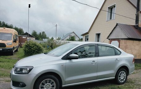 Volkswagen Polo VI (EU Market), 2012 год, 630 000 рублей, 3 фотография