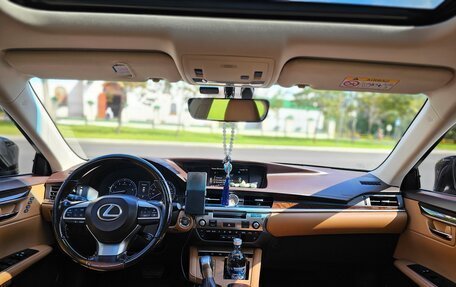 Lexus ES VII, 2015 год, 2 500 000 рублей, 10 фотография
