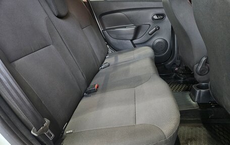 Renault Logan II, 2019 год, 758 000 рублей, 13 фотография