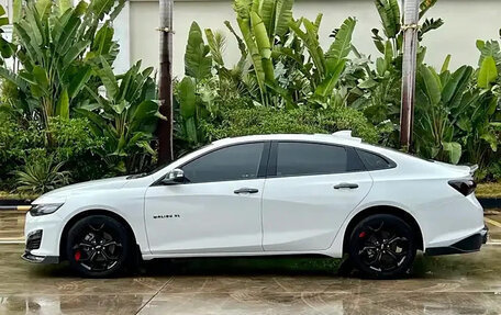Chevrolet Malibu IX, 2022 год, 1 717 000 рублей, 2 фотография