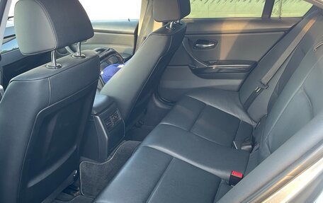 BMW 3 серия, 2010 год, 1 500 000 рублей, 11 фотография