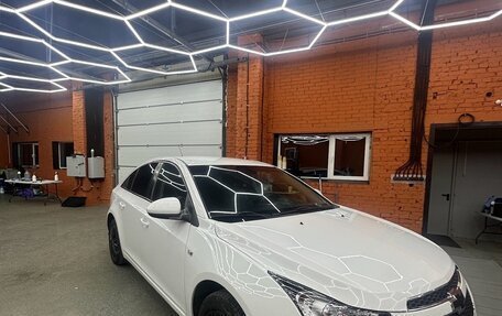 Chevrolet Cruze II, 2011 год, 820 000 рублей, 2 фотография