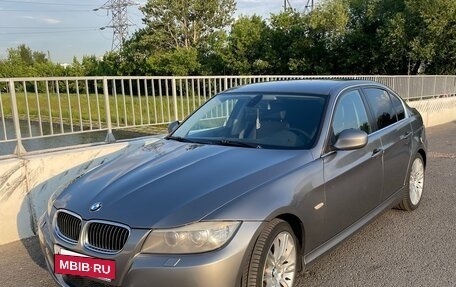 BMW 3 серия, 2010 год, 1 500 000 рублей, 13 фотография