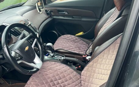 Chevrolet Cruze II, 2013 год, 900 000 рублей, 7 фотография