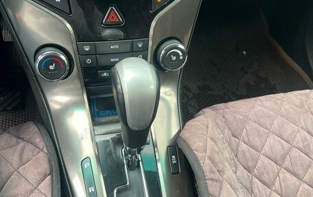 Chevrolet Cruze II, 2013 год, 900 000 рублей, 14 фотография