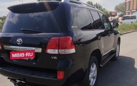 Toyota Land Cruiser 200, 2011 год, 3 200 000 рублей, 4 фотография