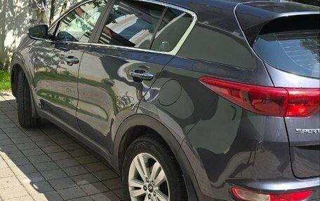 KIA Sportage IV рестайлинг, 2017 год, 1 800 000 рублей, 2 фотография
