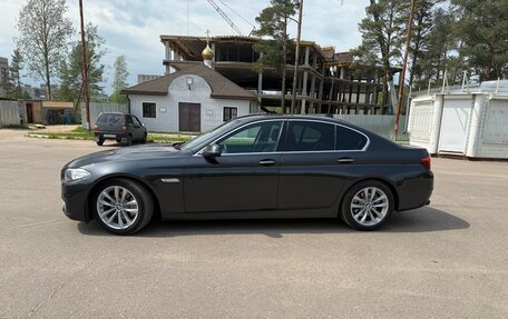BMW 5 серия, 2014 год, 1 980 000 рублей, 4 фотография
