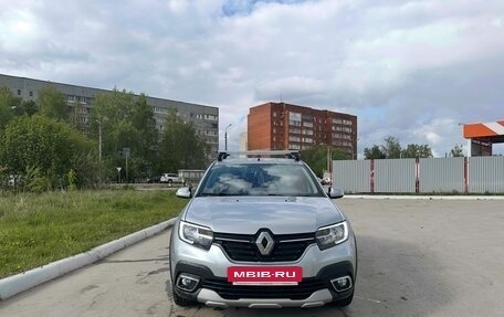 Renault Logan II, 2021 год, 1 450 000 рублей, 2 фотография