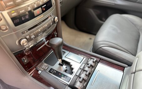 Lexus LX III, 2008 год, 3 990 000 рублей, 9 фотография