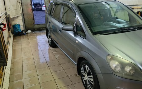 Opel Zafira B, 2007 год, 630 000 рублей, 10 фотография