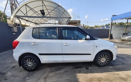 Skoda Fabia II, 2011 год, 695 000 рублей, 6 фотография