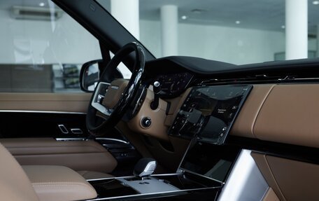 Land Rover Range Rover IV рестайлинг, 2025 год, 23 900 000 рублей, 8 фотография