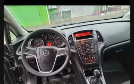 Opel Astra J, 2013 год, 690 000 рублей, 17 фотография