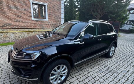 Volkswagen Touareg III, 2017 год, 3 450 000 рублей, 2 фотография