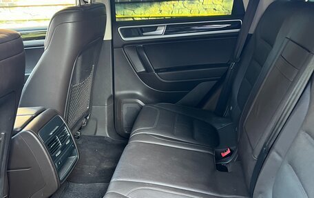 Volkswagen Touareg III, 2017 год, 3 450 000 рублей, 9 фотография