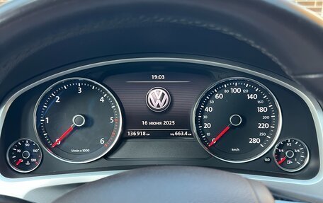 Volkswagen Touareg III, 2017 год, 3 450 000 рублей, 10 фотография