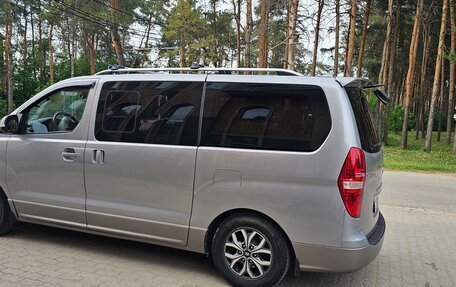 Hyundai Grand Starex Grand Starex I рестайлинг 2, 2018 год, 2 699 000 рублей, 3 фотография