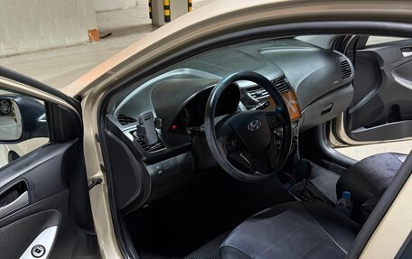 Hyundai Solaris II рестайлинг, 2013 год, 750 000 рублей, 6 фотография