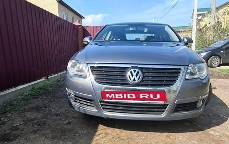 Volkswagen Passat B6, 2008 год, 850 000 рублей, 3 фотография