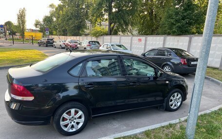 Volkswagen Polo VI (EU Market), 2011 год, 700 000 рублей, 4 фотография
