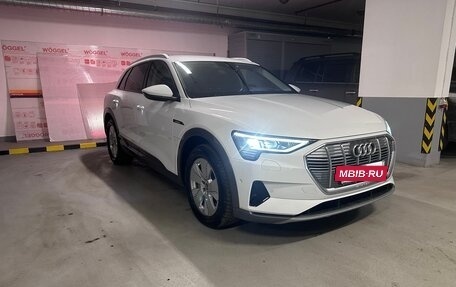Audi e-tron I, 2020 год, 4 200 000 рублей, 18 фотография