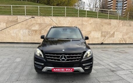 Mercedes-Benz M-Класс, 2014 год, 3 050 000 рублей, 2 фотография