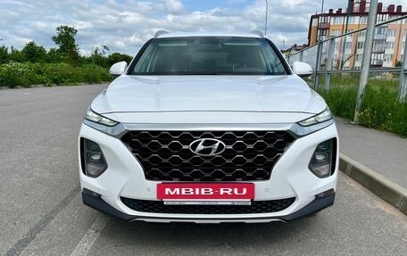 Hyundai Santa Fe IV, 2018 год, 2 438 000 рублей, 2 фотография