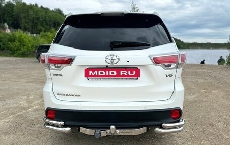 Toyota Highlander III, 2014 год, 3 150 000 рублей, 7 фотография