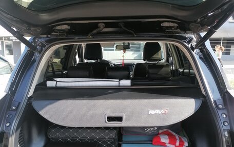 Toyota RAV4, 2018 год, 2 350 000 рублей, 7 фотография