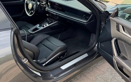 Porsche 911, 2022 год, 15 990 000 рублей, 12 фотография