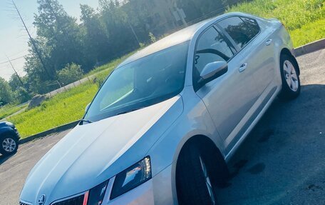 Skoda Octavia, 2017 год, 1 890 000 рублей, 2 фотография