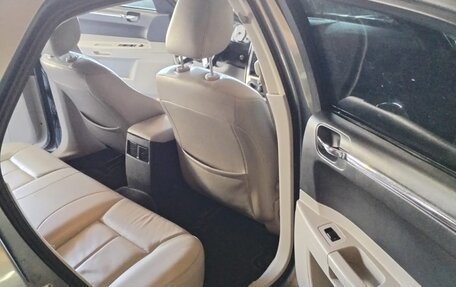 Chrysler 300C II, 2006 год, 899 999 рублей, 7 фотография