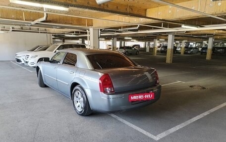 Chrysler 300C II, 2006 год, 899 999 рублей, 2 фотография