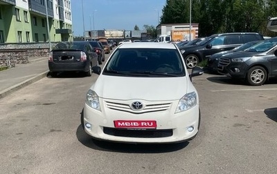 Toyota Auris II, 2012 год, 700 000 рублей, 1 фотография