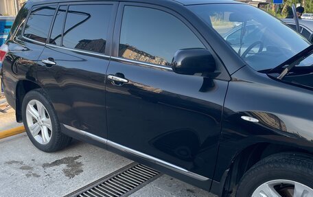 Toyota Highlander III, 2012 год, 1 700 000 рублей, 8 фотография