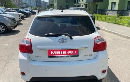 Toyota Auris II, 2012 год, 700 000 рублей, 4 фотография