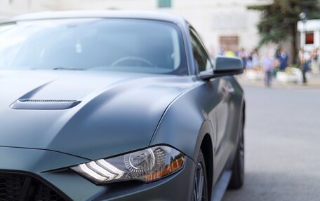 Ford Mustang VI рестайлинг, 2019 год, 3 200 000 рублей, 4 фотография