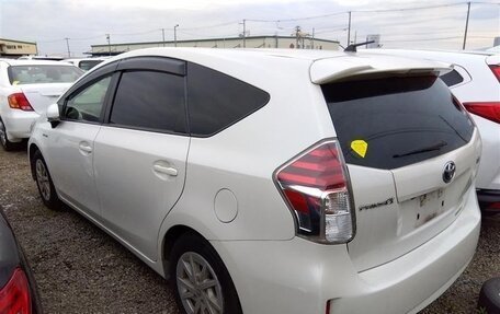 Toyota Prius Alpha I (ZVW40/41), 2015 год, 1 500 000 рублей, 2 фотография