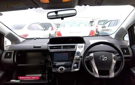 Toyota Prius Alpha I (ZVW40/41), 2015 год, 1 500 000 рублей, 7 фотография