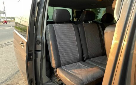 Volkswagen Caravelle T5, 2013 год, 2 300 000 рублей, 7 фотография