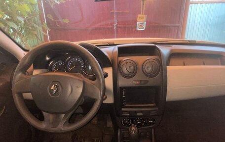 Renault Duster I рестайлинг, 2017 год, 1 000 000 рублей, 2 фотография