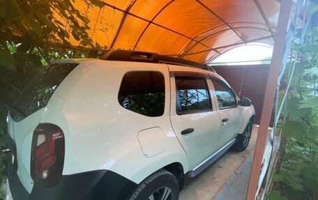 Renault Duster I рестайлинг, 2017 год, 1 000 000 рублей, 4 фотография