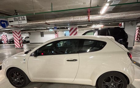 Alfa Romeo MiTo I рестайлинг 2, 2014 год, 1 750 000 рублей, 8 фотография