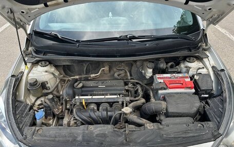 Hyundai Solaris II рестайлинг, 2011 год, 725 000 рублей, 16 фотография