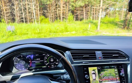 Volkswagen Tiguan II, 2017 год, 2 450 000 рублей, 11 фотография
