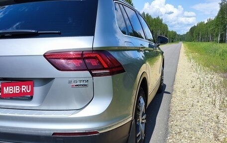 Volkswagen Tiguan II, 2017 год, 2 450 000 рублей, 4 фотография