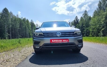 Volkswagen Tiguan II, 2017 год, 2 450 000 рублей, 7 фотография